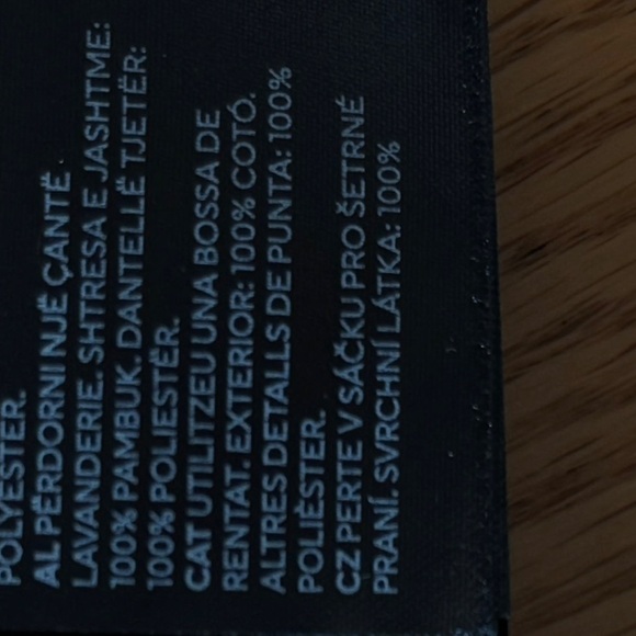 Top H&M Black Boxy Embellished Blouse with Mandarin Collar and open back size M - Picture 11 of 12